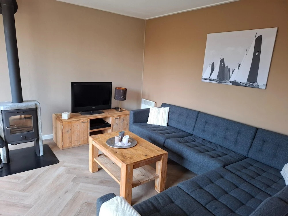 Holiday Home in Grou Near Frisian Lakes