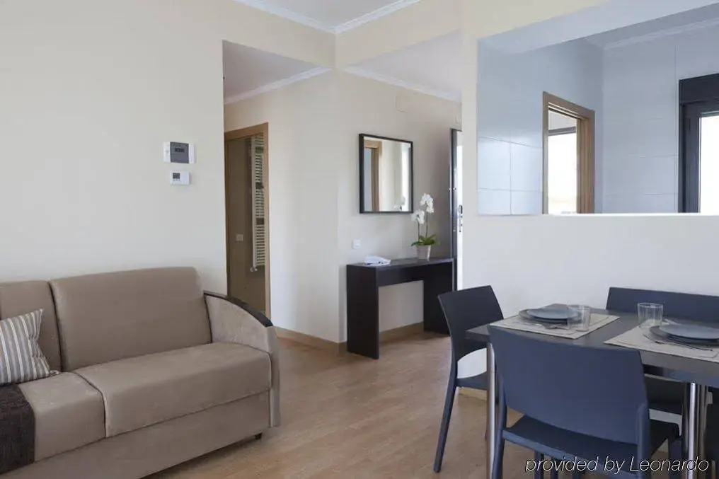 Aparthotel Jardines de Aristi