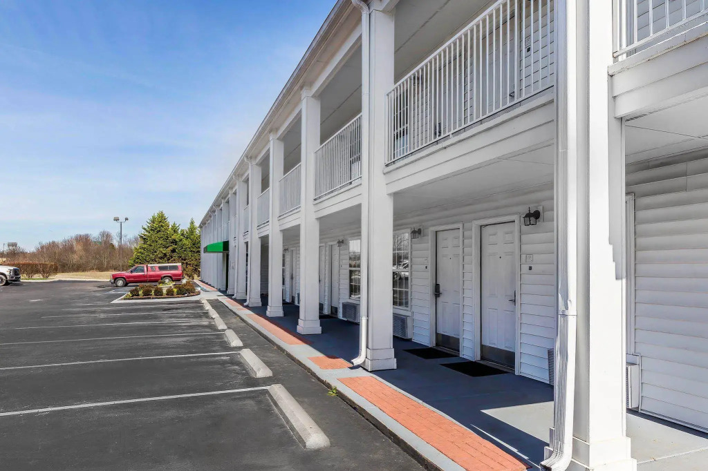 Quality Inn Gallatin-Nashville Metro