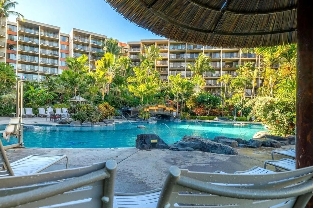 K B M Resorts- Ks-260 Ocean-front Views, 2bd, Large Floorplan, Steps to Pools and Beach!
