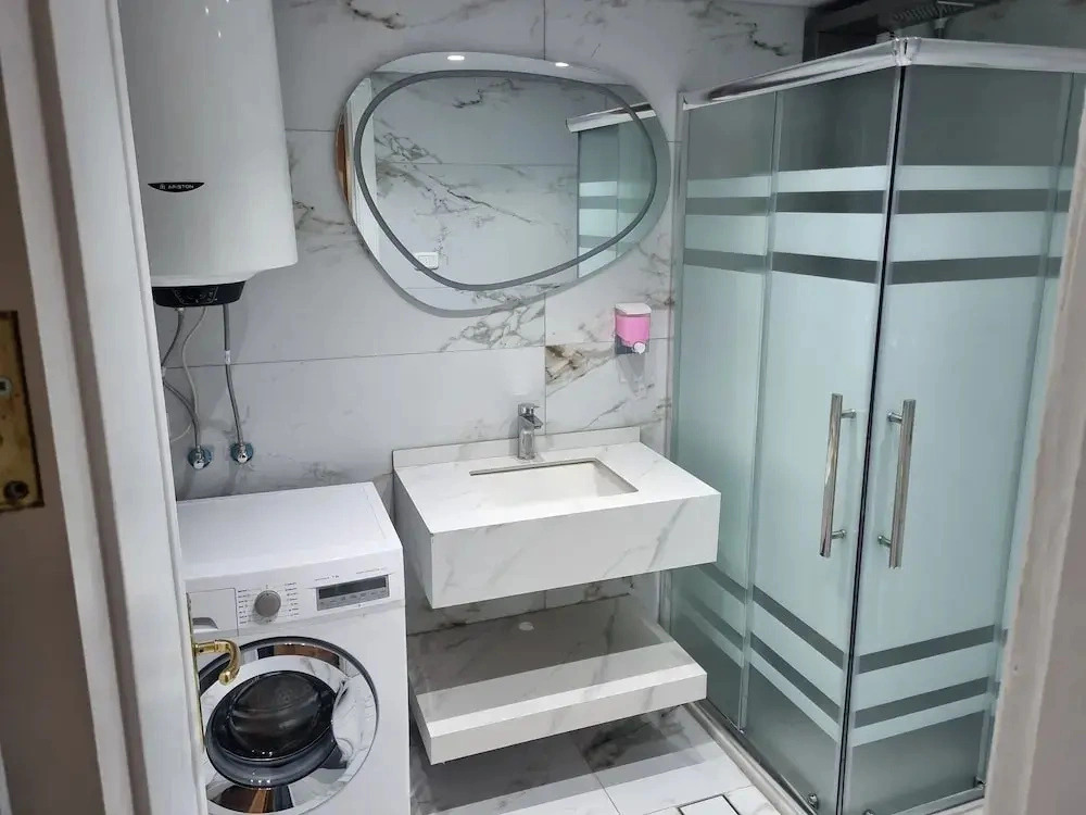 Charming Amman Apartment With Security and Modern Amenities