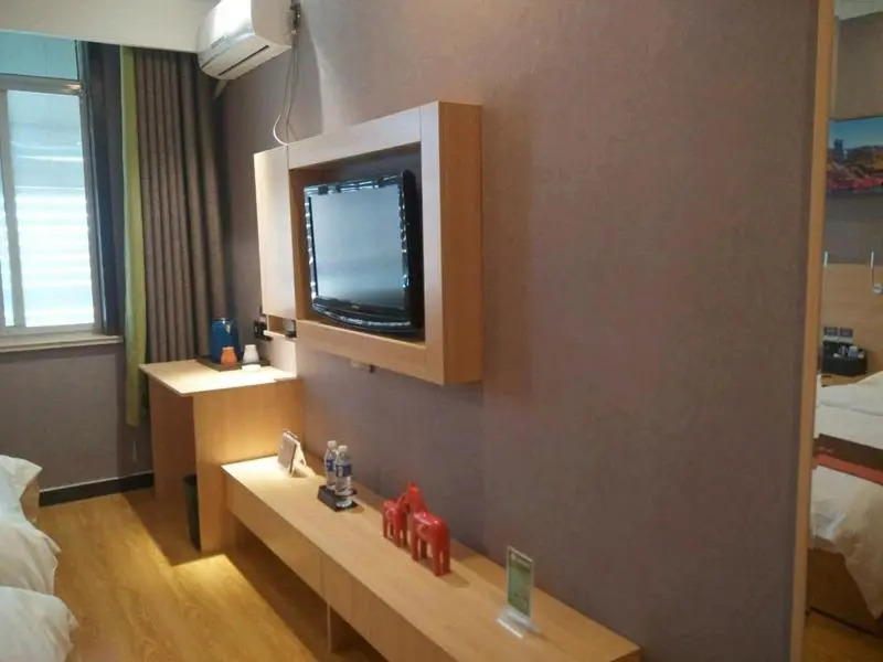 JUN Hotels Hebei Hengshui Shenzhou Bus Station