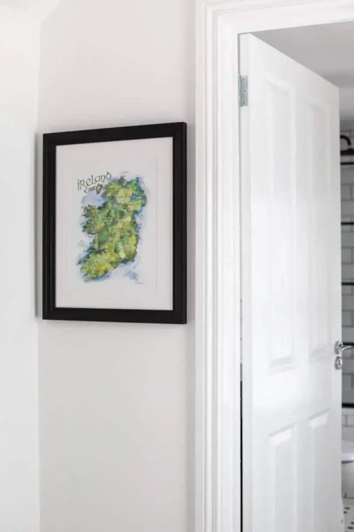 Luxurious 4-bedroom Home on Trendy Ormeau, Belfast