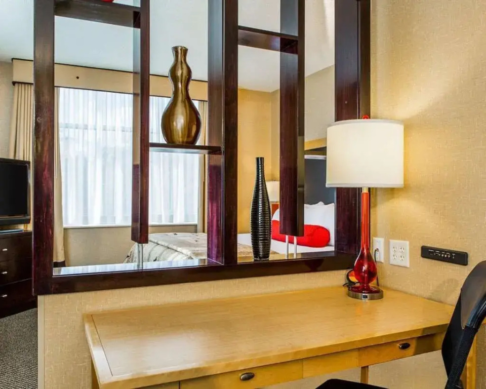 Cambria Suites Traverse City