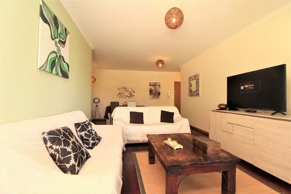 Apartment With Very Big Garden Near Beach