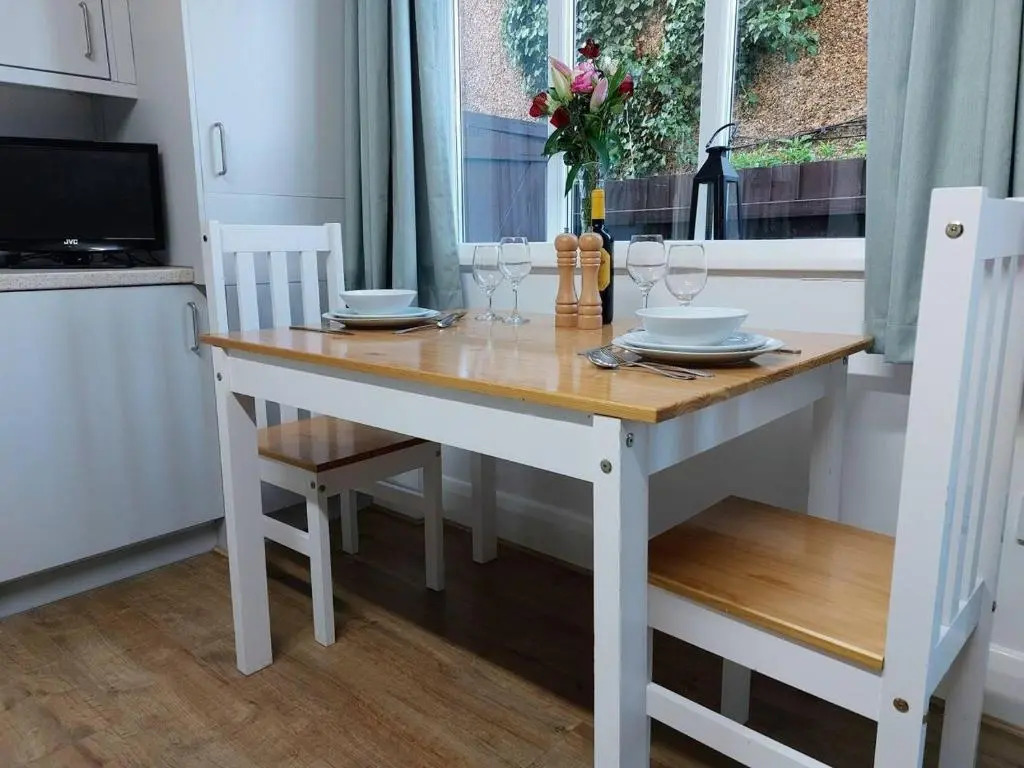 Inviting 1-bed Apartment in Herne Bay