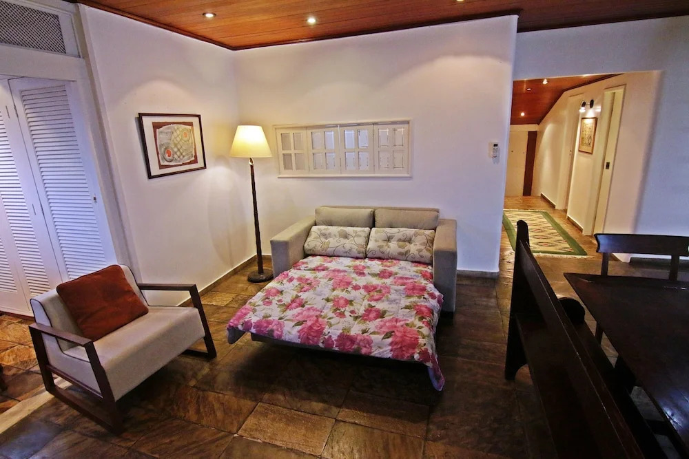 Rio Spot Apartment Q004
