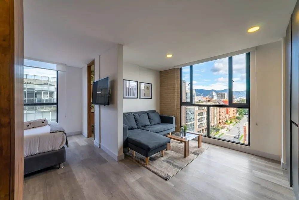 w Classy Loft in Pasadena