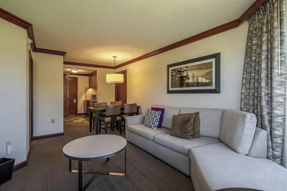 1BR Suite w/ Fireplace, Resort Pools, Spa & Gym