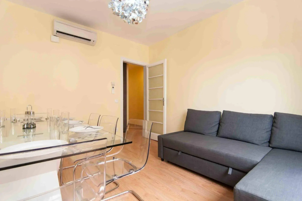 Go BCN Apartments - Castillejos