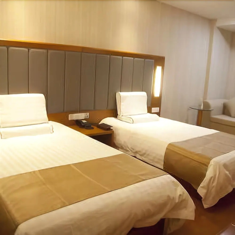 Nanrong Quanji Hotel