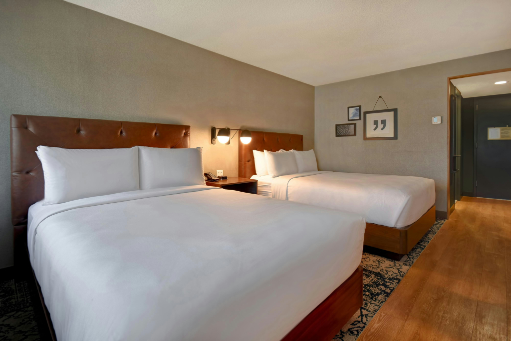 Four Points by Sheraton Boston Newton