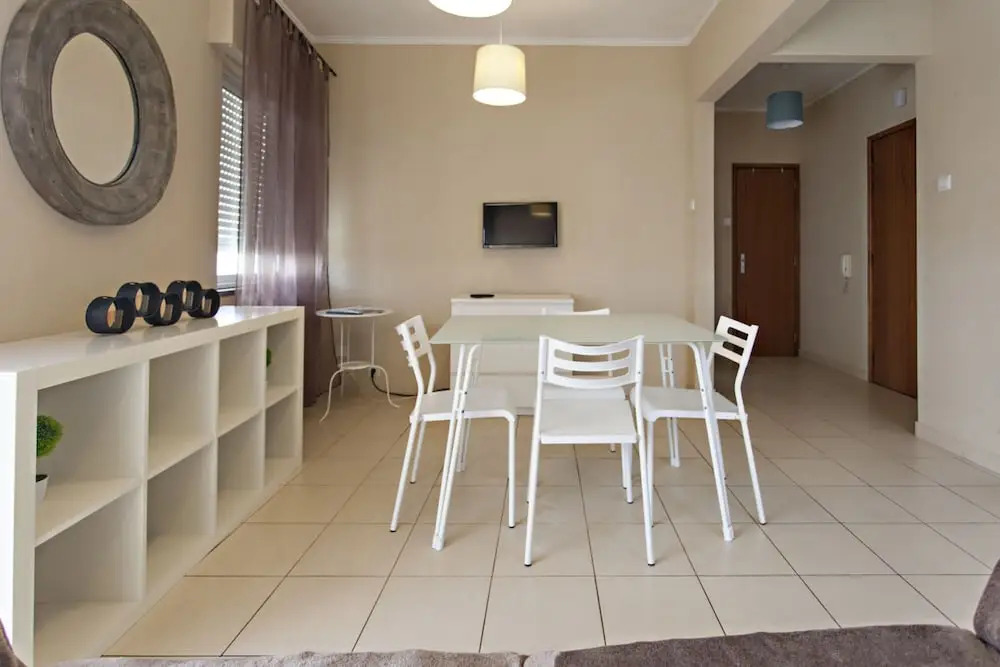 Bluesky in Faro With 1 Bedrooms and 1 Bathrooms