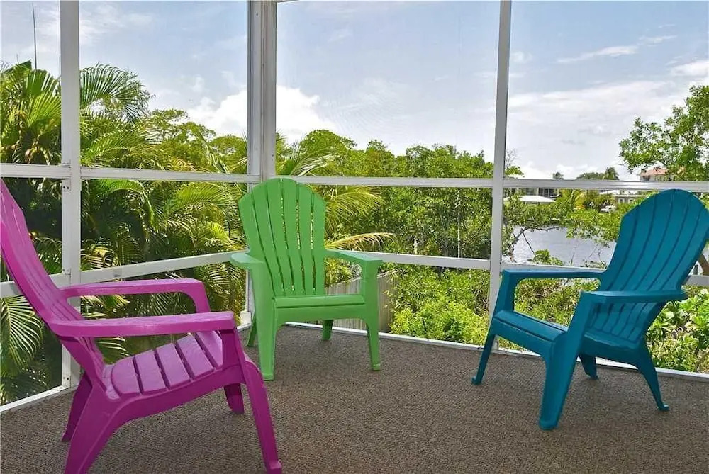 Mystic Dolphin 2 - Two Bedroom Home