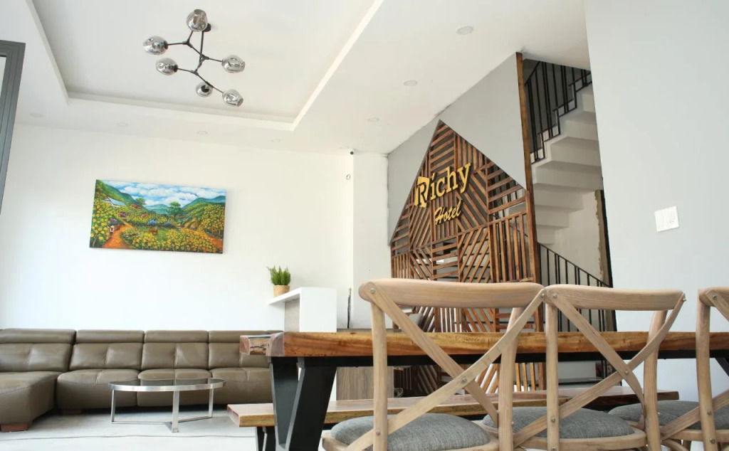 Richy Dalat Hotel