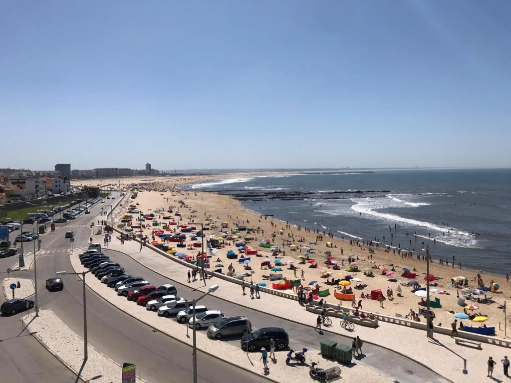 THE FOZ Beach Hotel