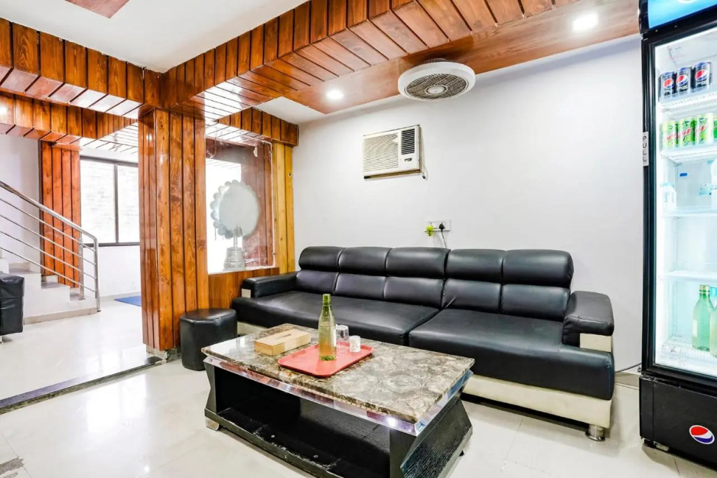 FabHotel Vrundavan - Nr Sargam Shopping Center