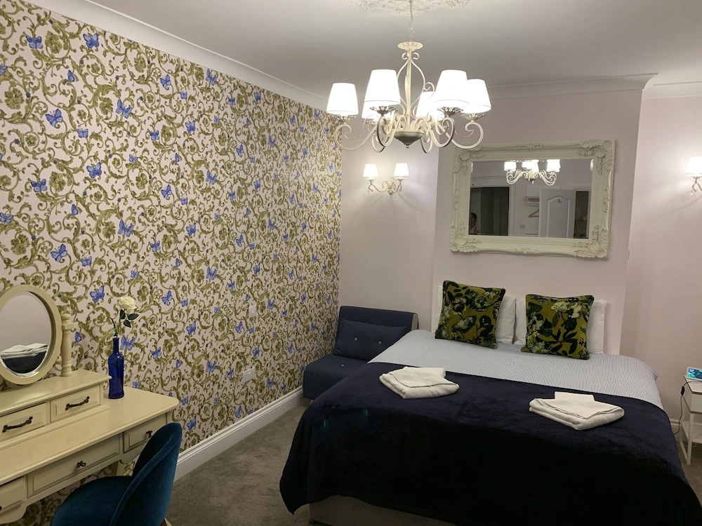 Ashbys Accommodation & Spa hire