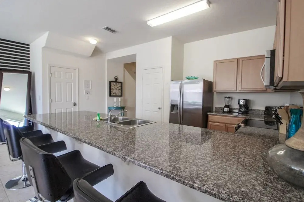 Compass Bay 3133