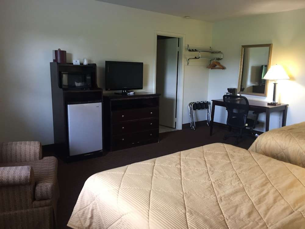 Budget Inn - Farmington
