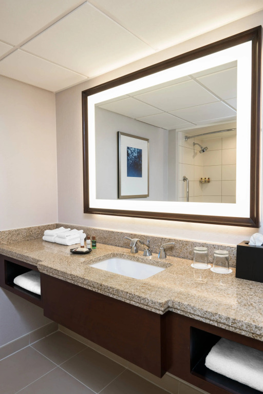 Memphis Riverline Hotel