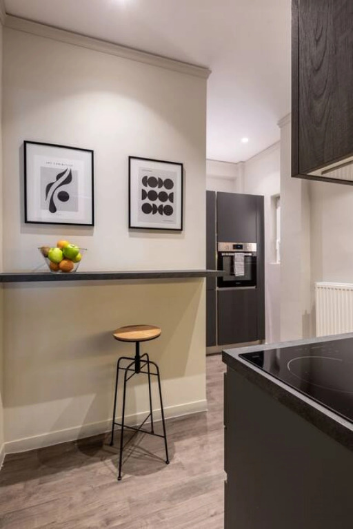 1B · The Beehive Apartment with Luxury Interior