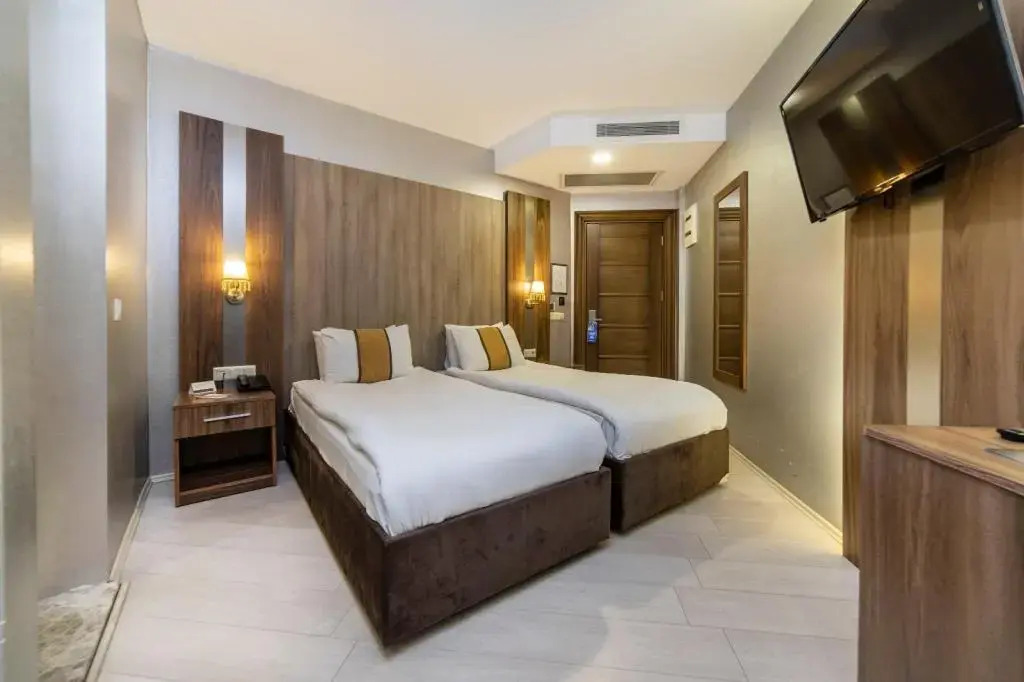 Royal Capital Thermal & Spa Hotel