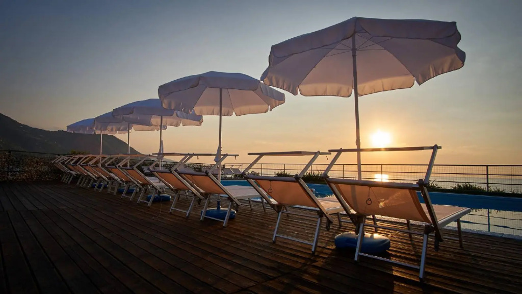 Caposkino Park Hotel