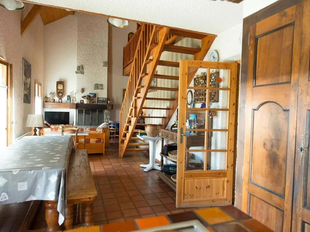 Grande villa familiale à Briançon, 6 pièces, 14 pers., jardin, terrasse, parking couvert et wifi - FR-1-330C-71