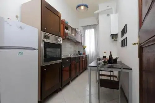 Central San Lorenzo Apartment