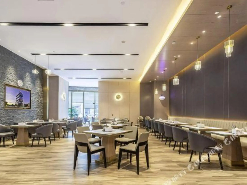 Quanzhou Fengze Puxi Wanda Plaza Yishang PLUS Hotel