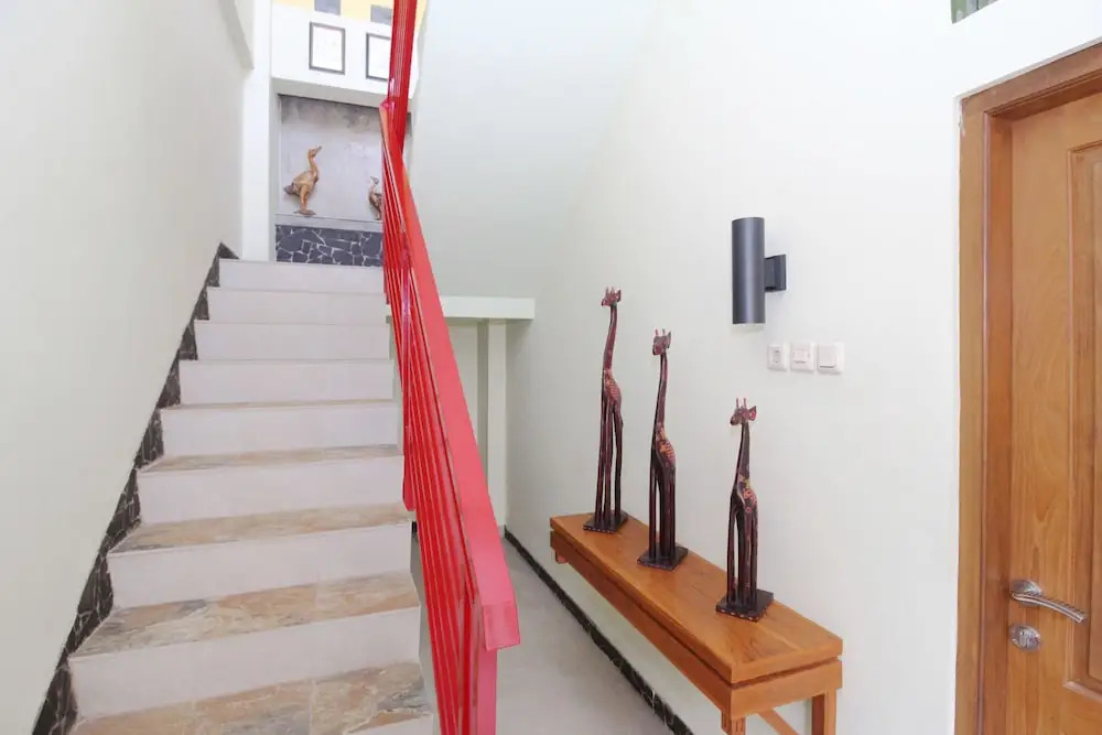 Airy Mantrijeron Panjaitan 51 Yogyakarta