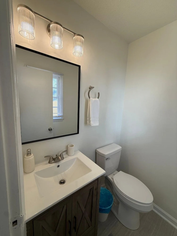 Newly Renovated 3 Bedroom House in Lakewood