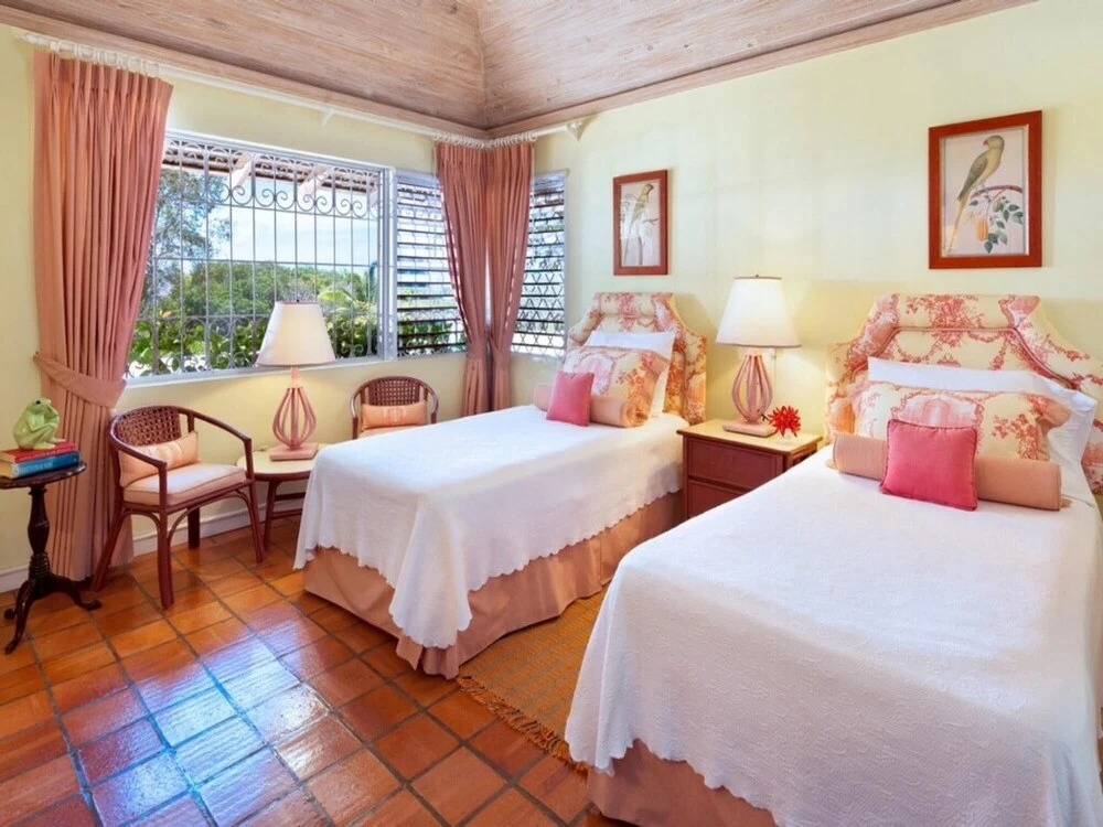 Sunny Vacation Villa 60