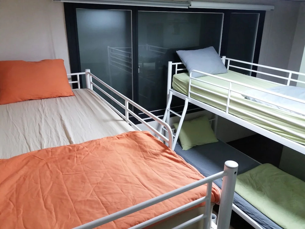 SPACE Guesthouse