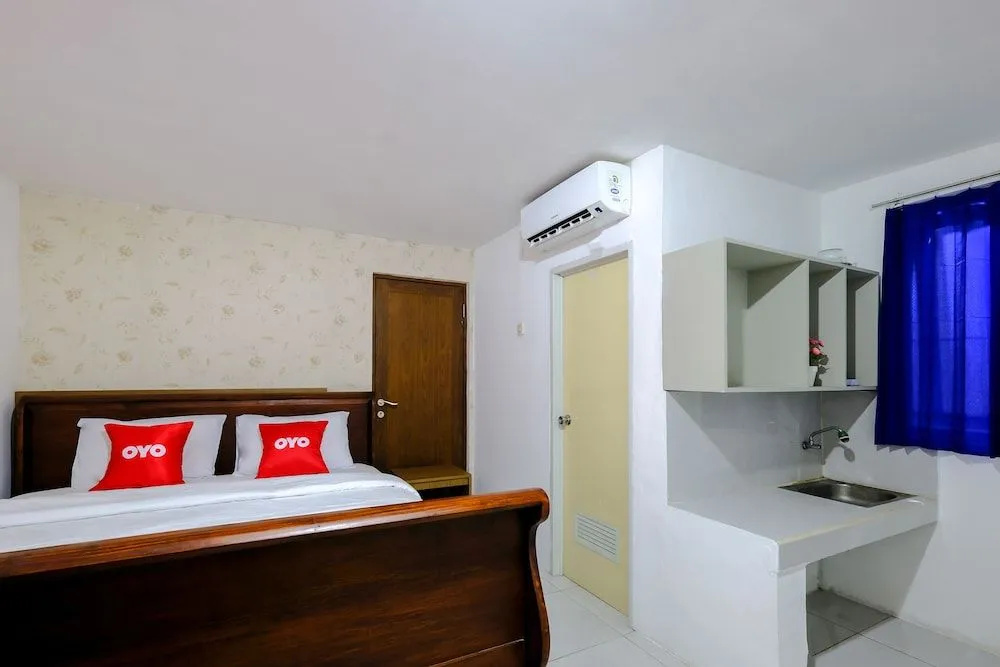 OYO 2499 Penginapan Ratu Emas