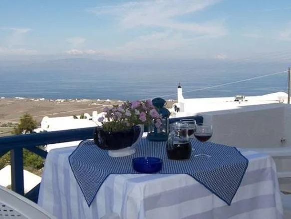 Kiklamino Sunset Suites