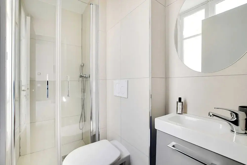 Serene Cocoon for 2P With AC - Near Montmartre