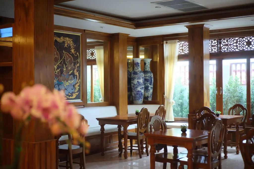 Sunday Villa Sirilanna Hotel