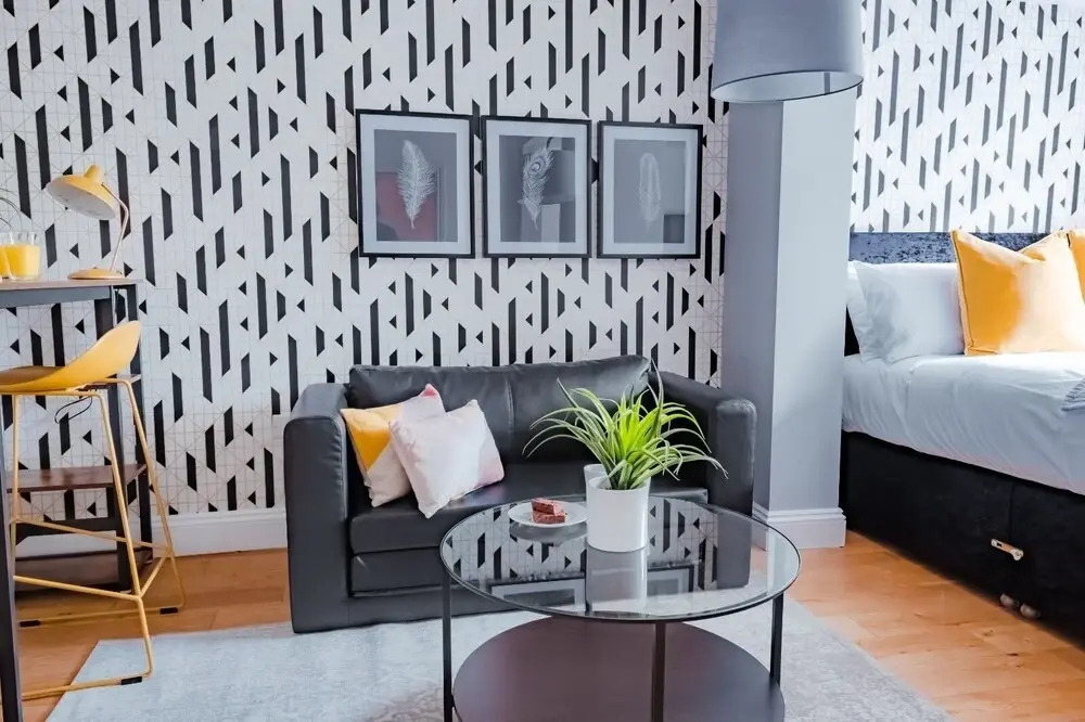Newmarket Central Flat 3