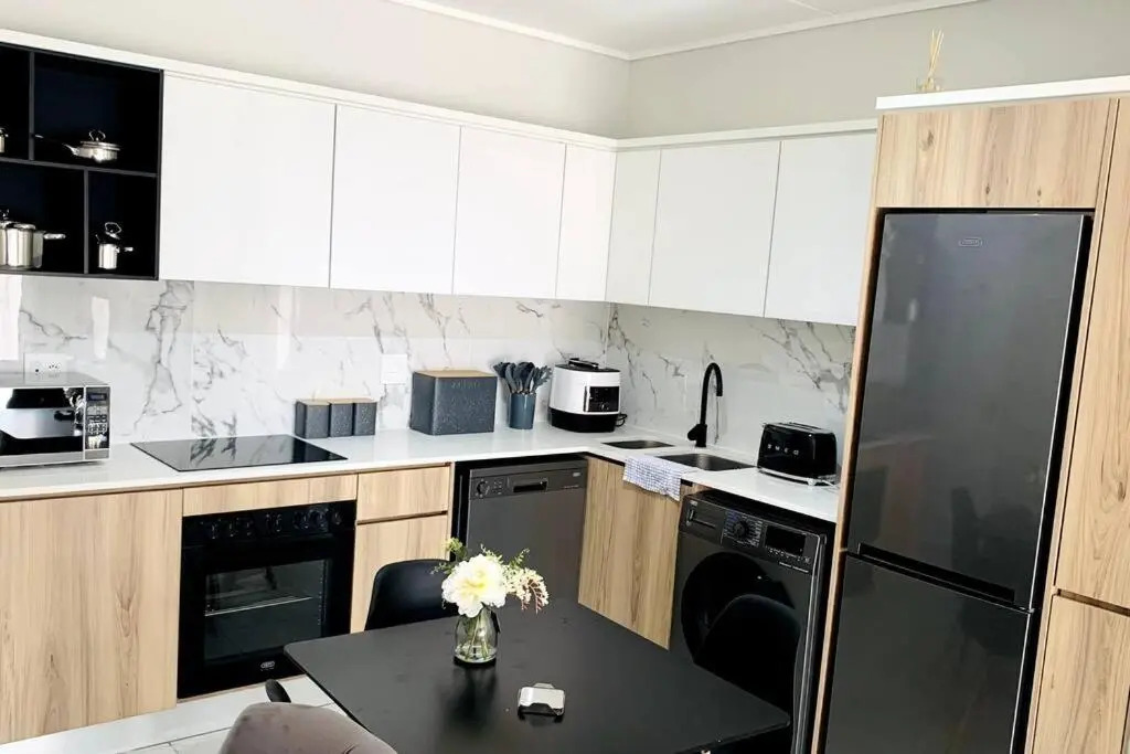 Munyaka Waterfall: Executive Apartment