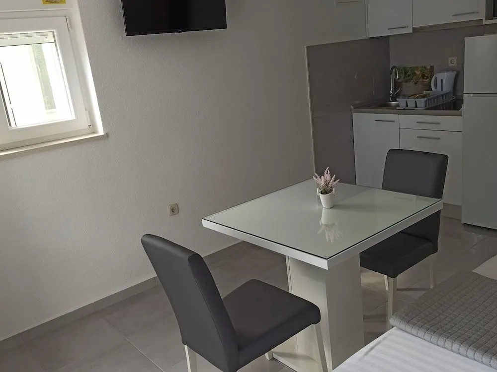 Apartments Miro