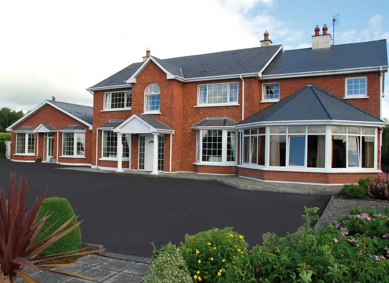 Killarney House