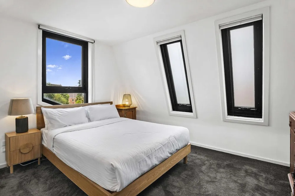 Comfortable 2 Bed Stay With Parking
