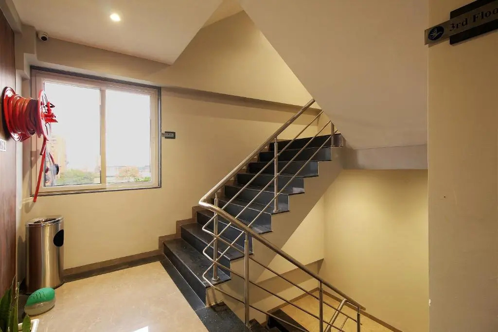 Magnus Fortune House Business Hotel , Magarpatta Pune