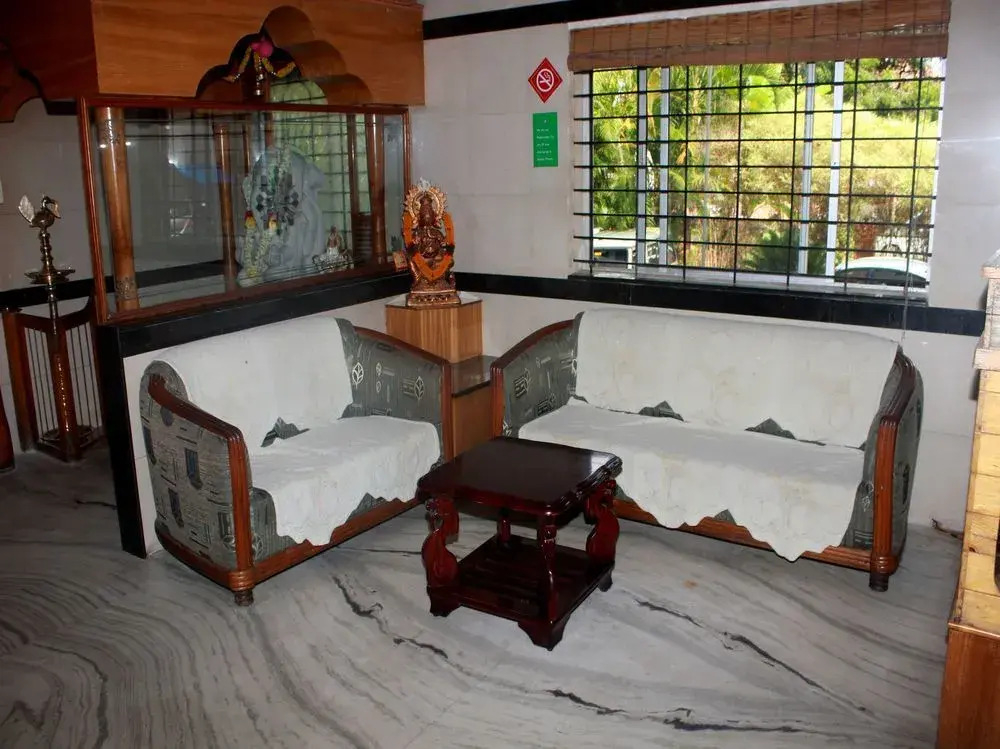OYO 2410 Nerambally Hotel Mysore