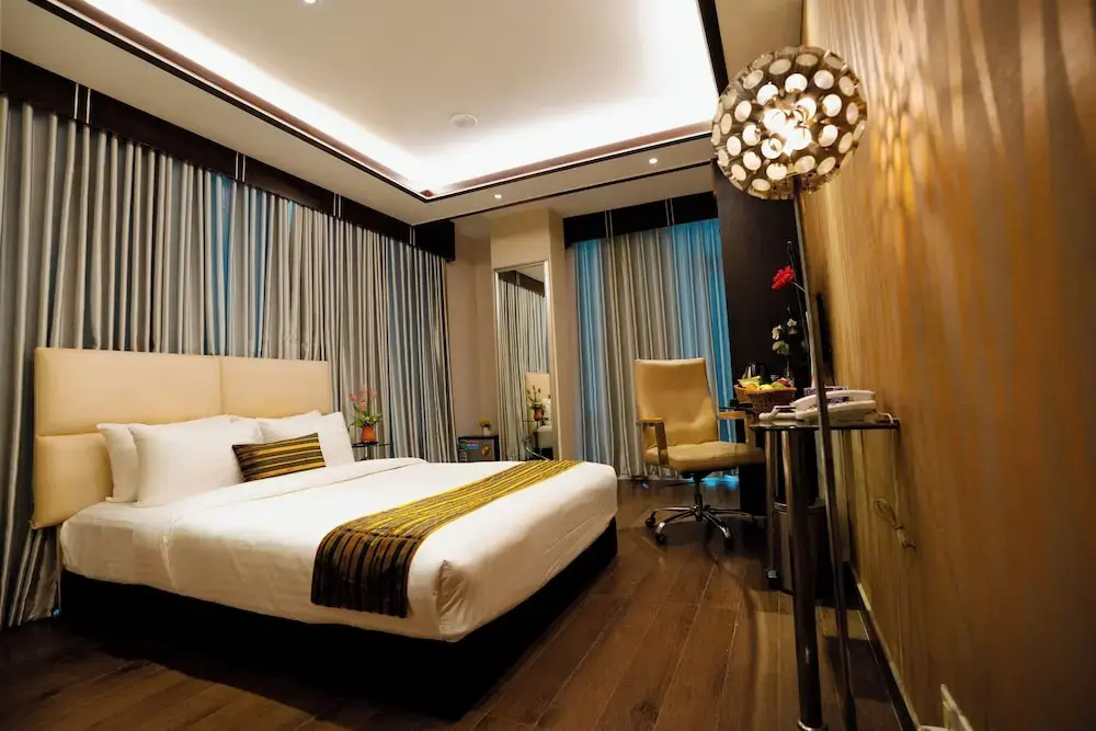 Royal Residence Dhaka