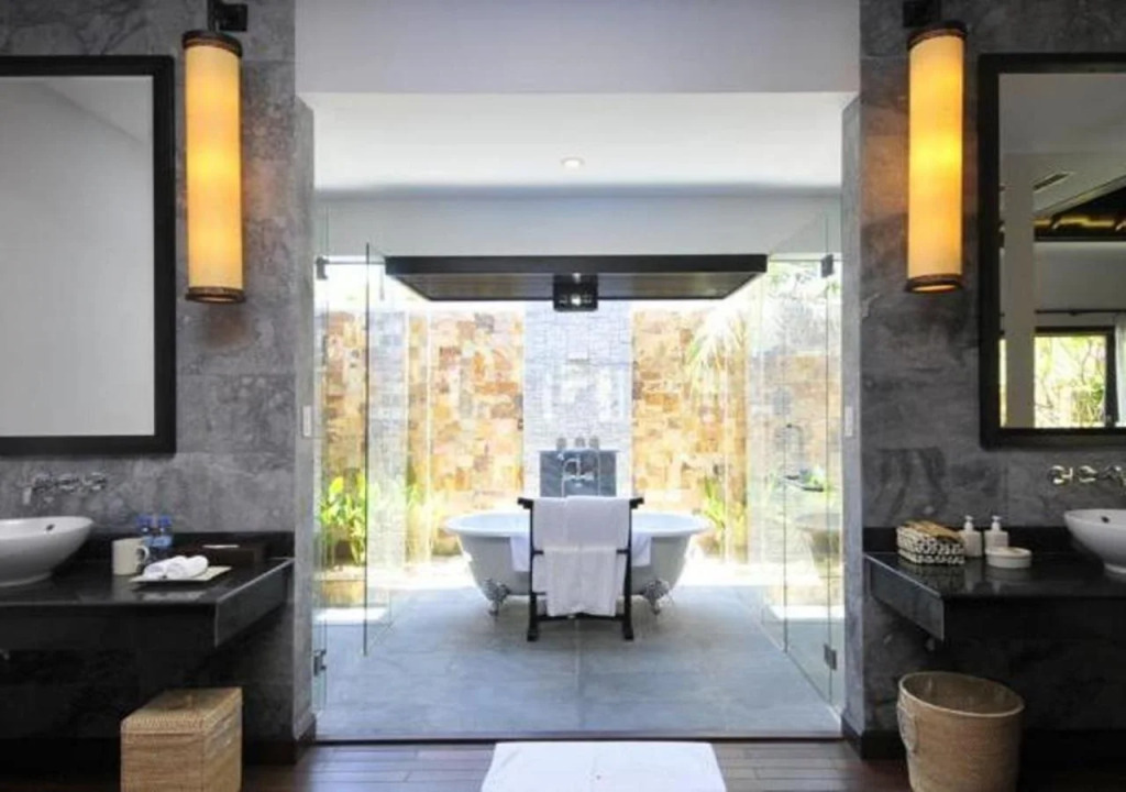 Lapochine Beach Resort