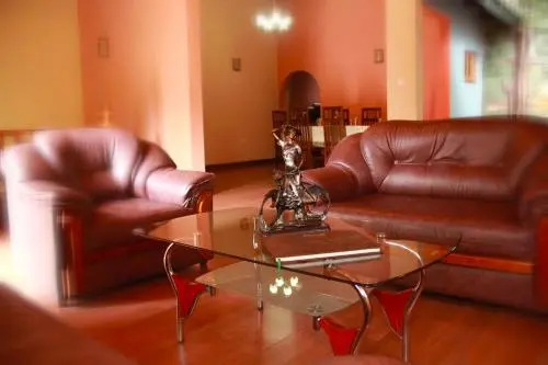 Nilmini Holiday Resort