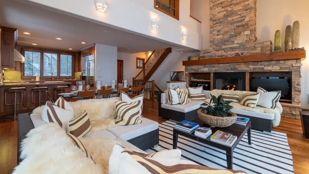 Aspen Ridge 17 by Avantstay Ski-in/ski-out Town House w/ Hot Tub